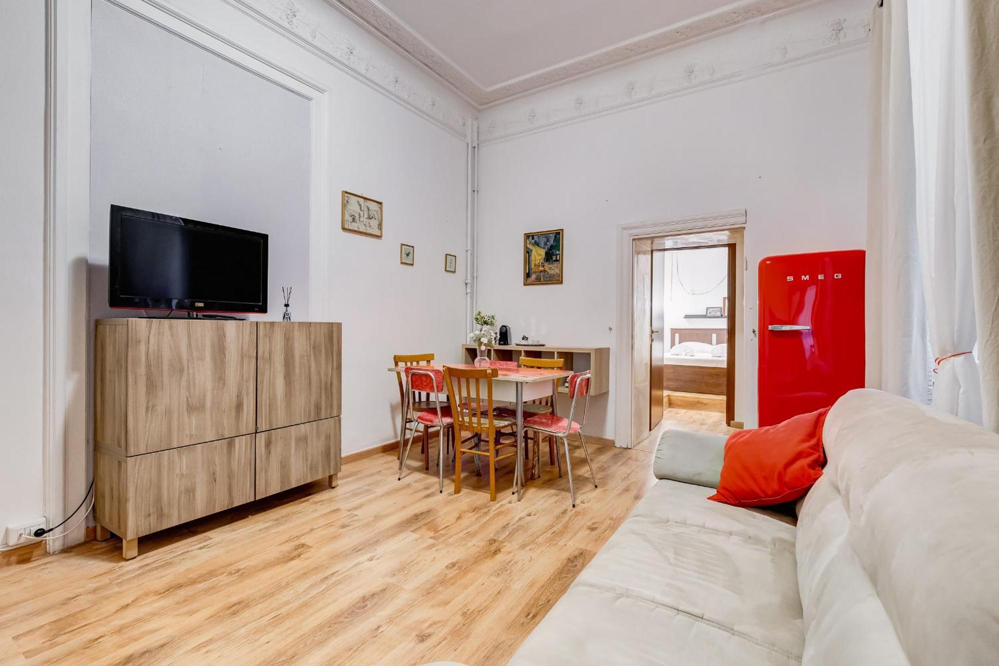 Relais Rome - Opera House Apartment Bagian luar foto