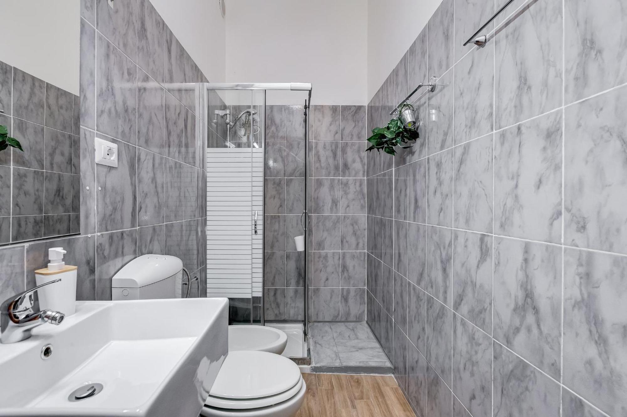 Relais Rome - Opera House Apartment Bagian luar foto