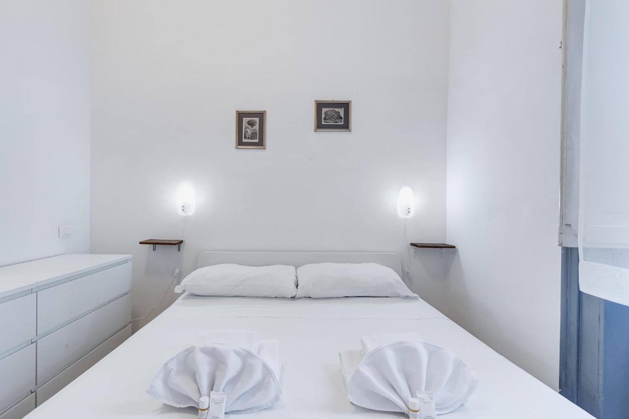 Relais Rome - Opera House Apartment Bagian luar foto