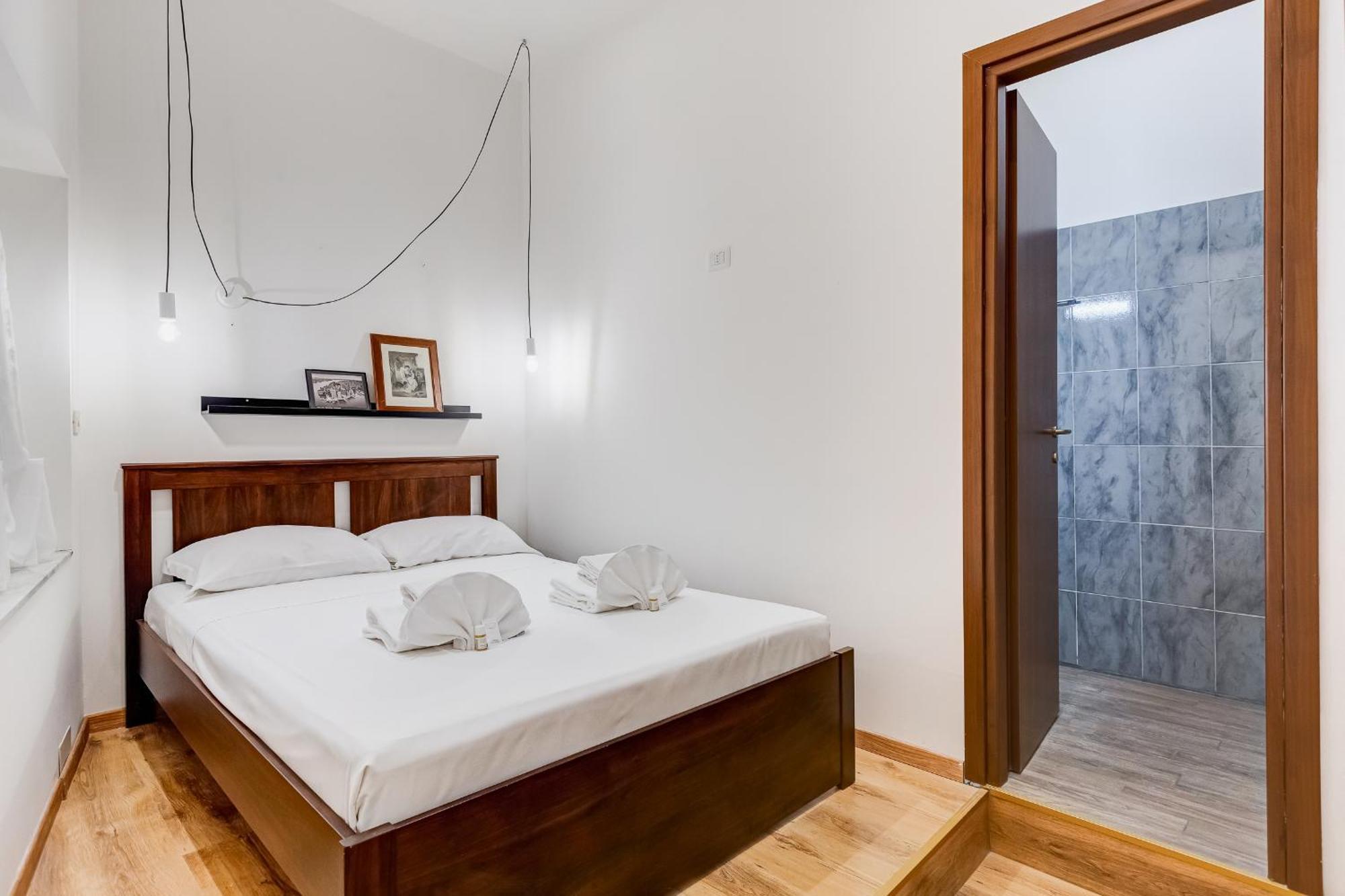 Relais Rome - Opera House Apartment Bagian luar foto