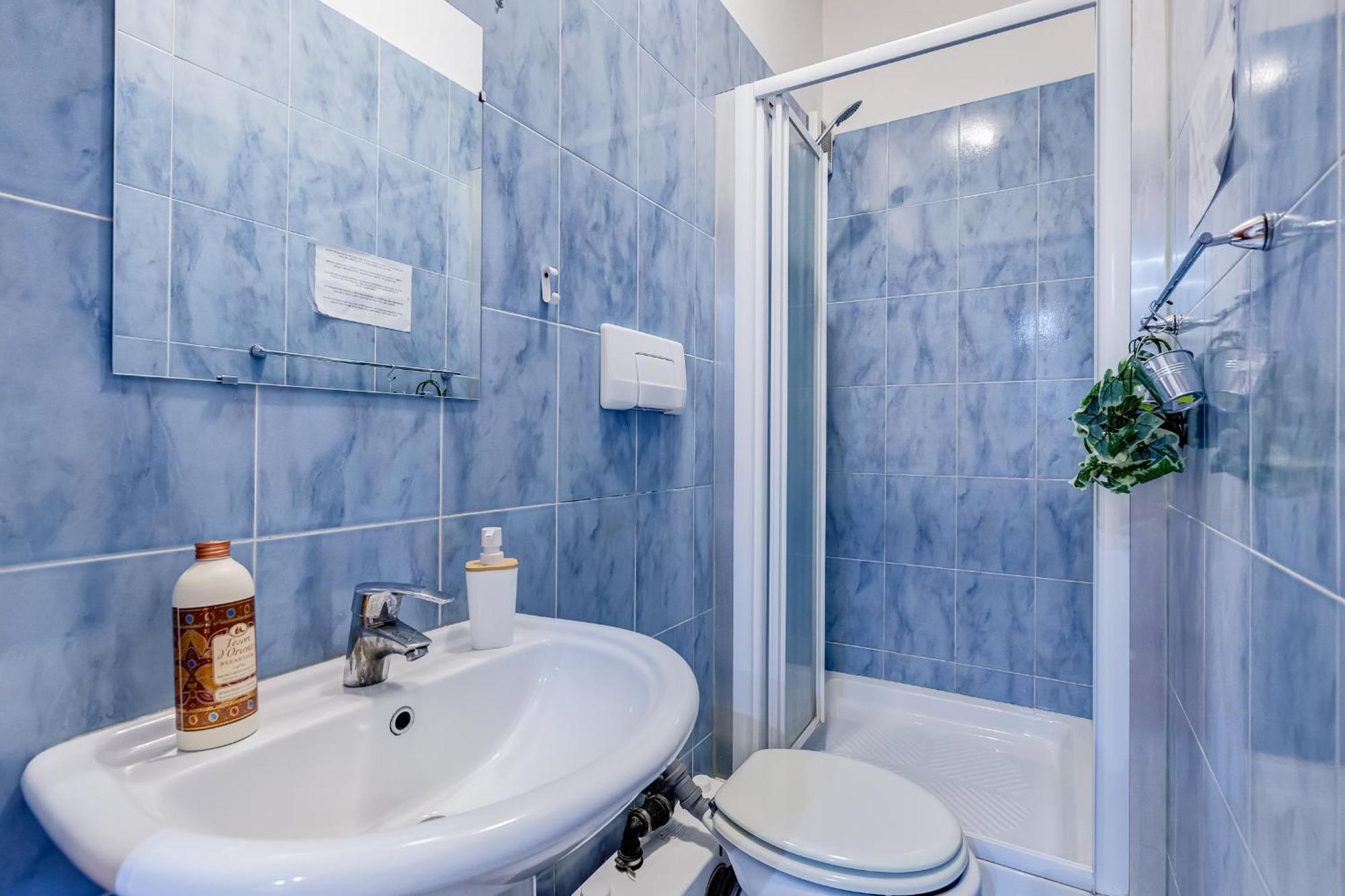Relais Rome - Opera House Apartment Bagian luar foto