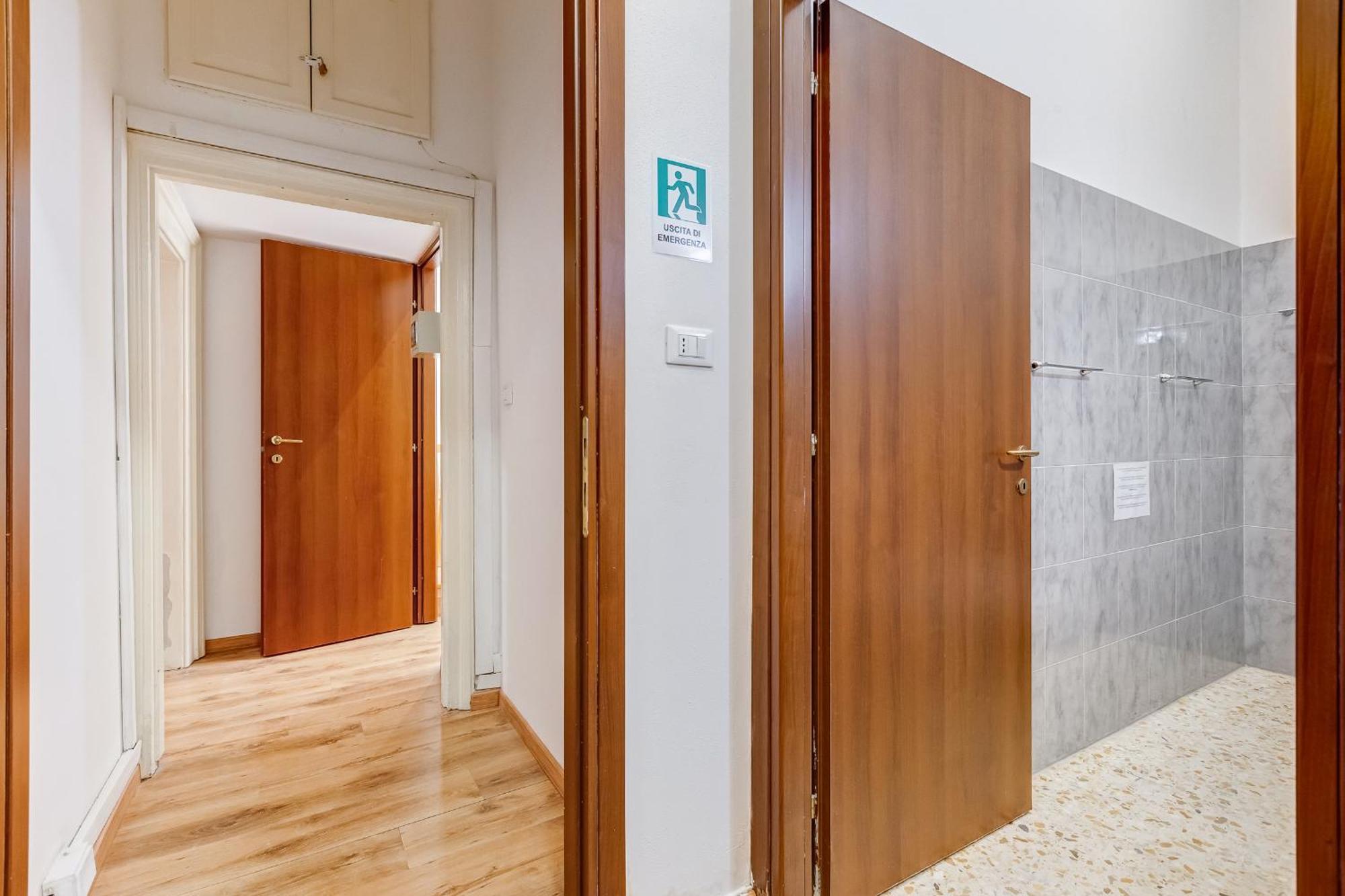 Relais Rome - Opera House Apartment Bagian luar foto